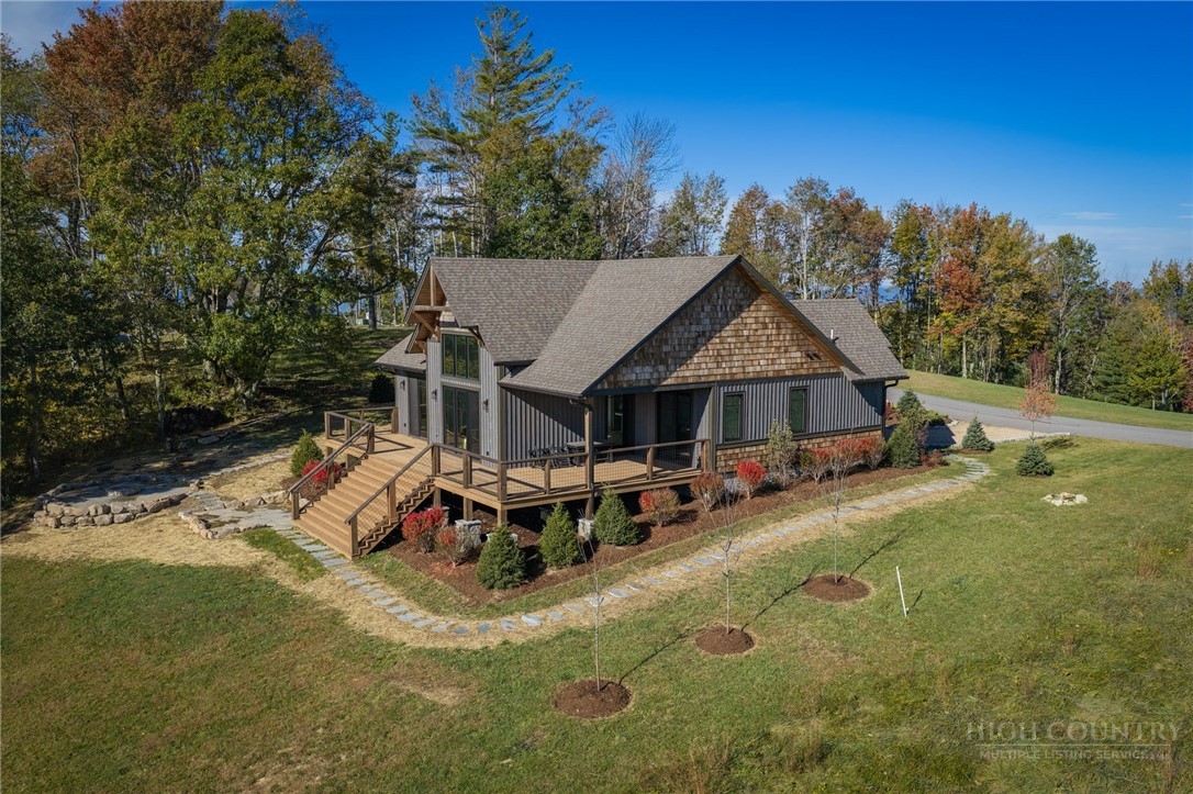 135 Vineyard Trail