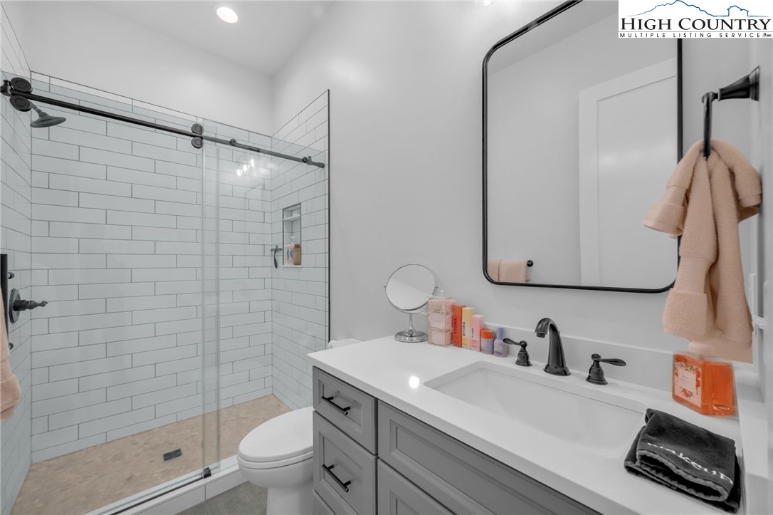 135 Vineyard Trail