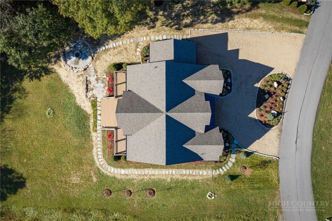 135 Vineyard Trail