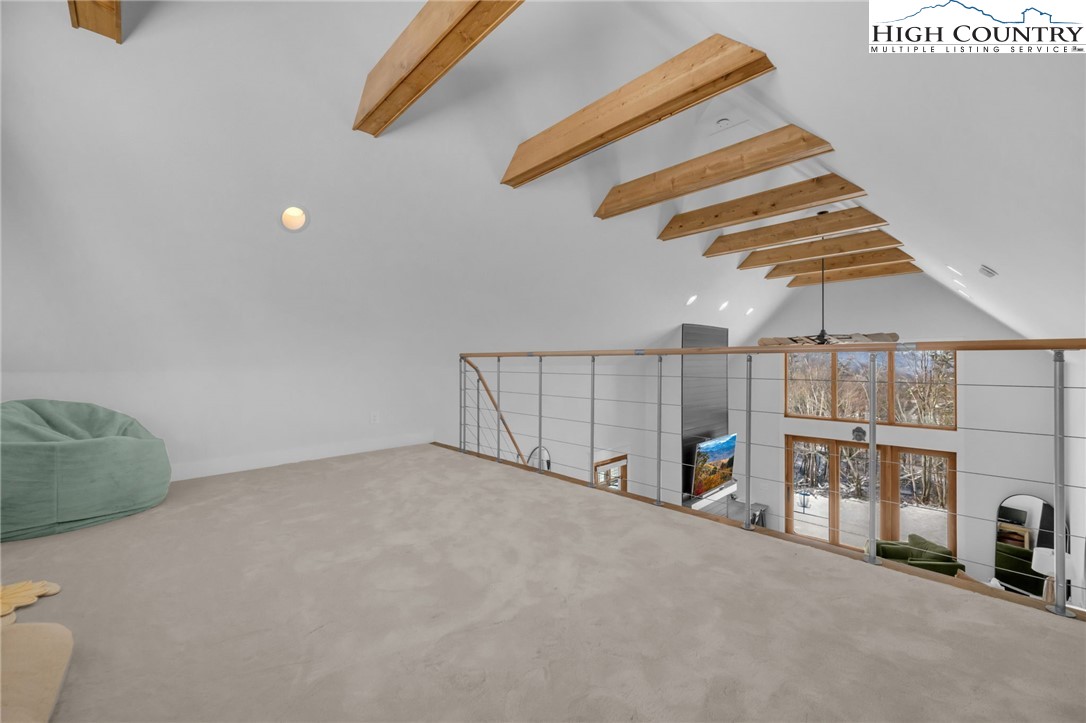 135 Vineyard Trail
