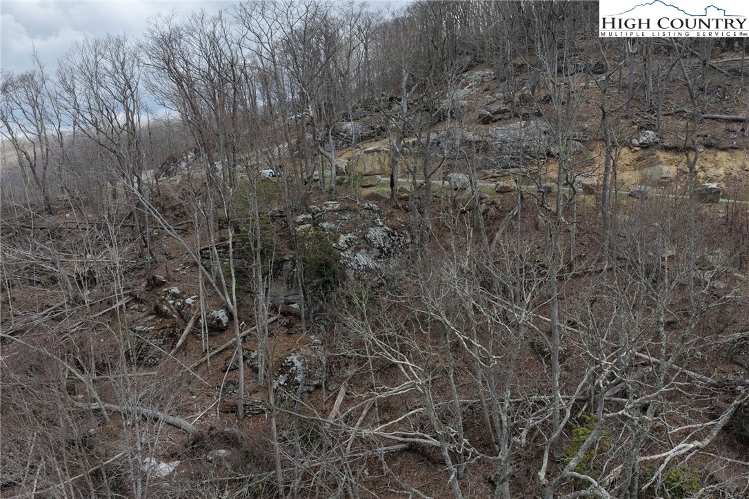 L-59 Eagle Cliff Trail