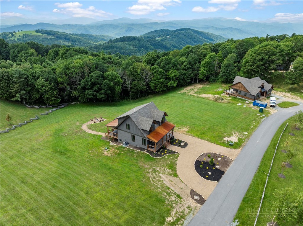 95 Vineyard Trail