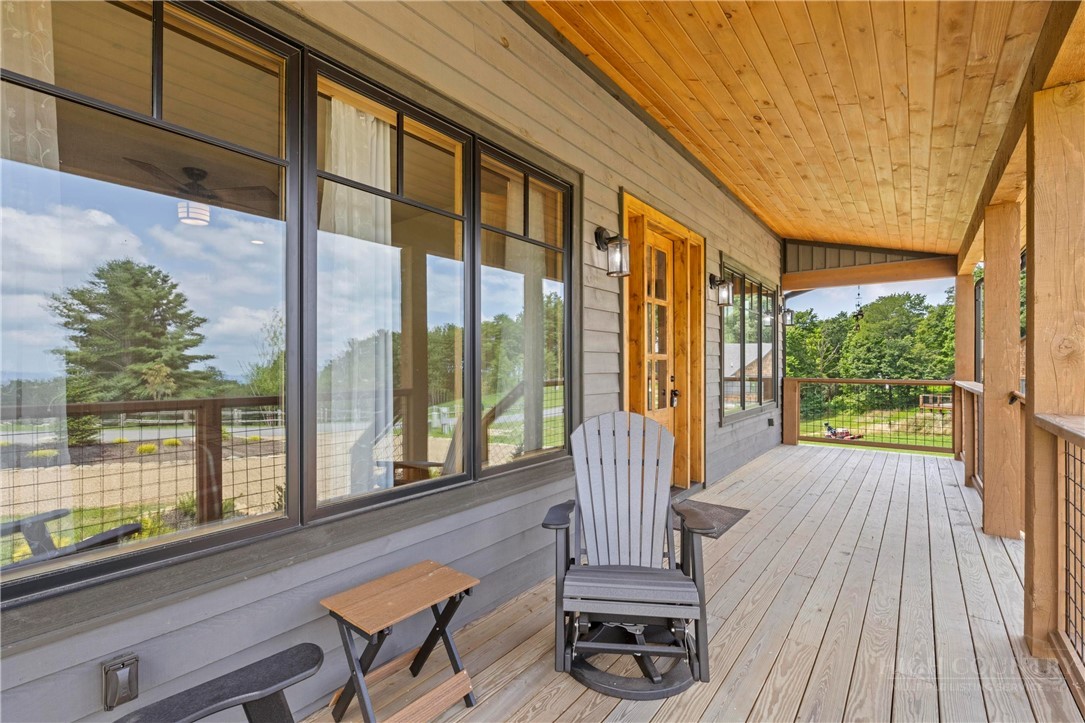 95 Vineyard Trail