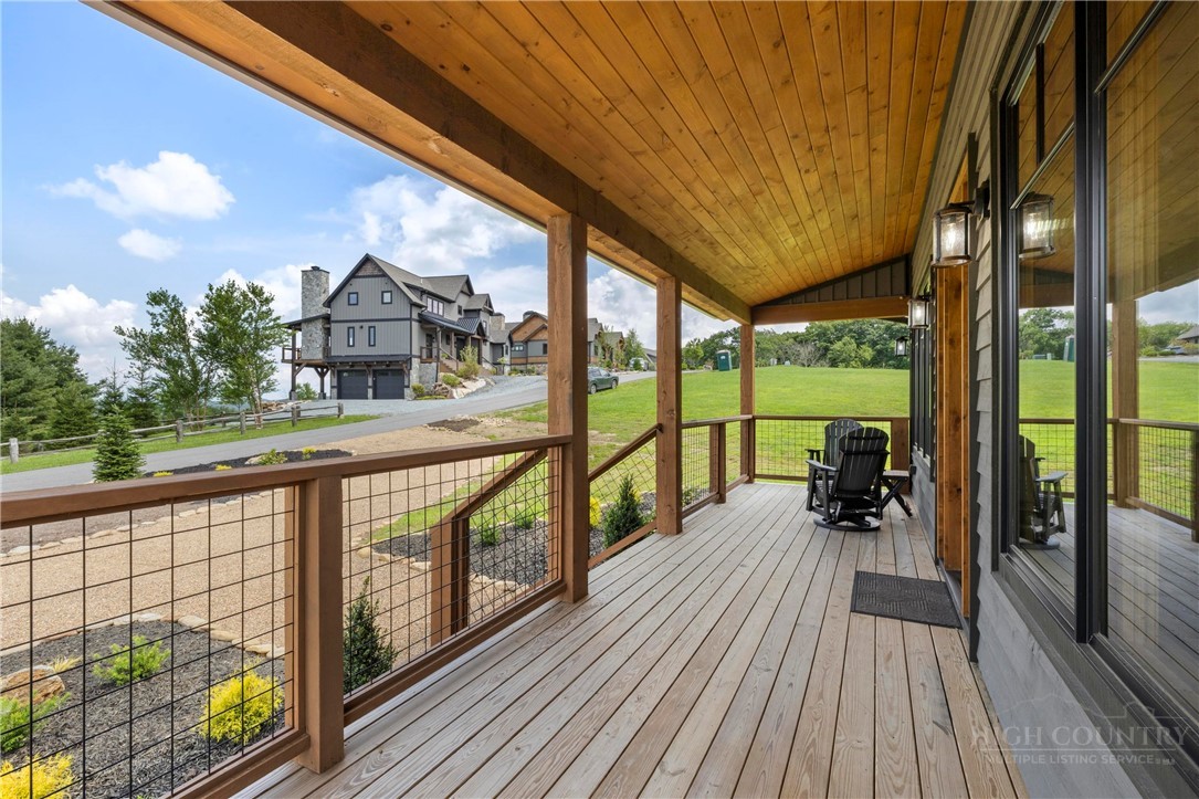 95 Vineyard Trail