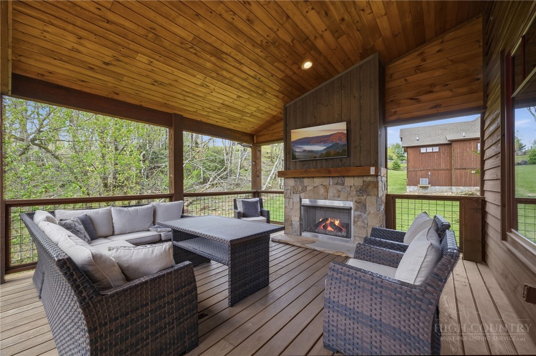 273 High Country Overlook