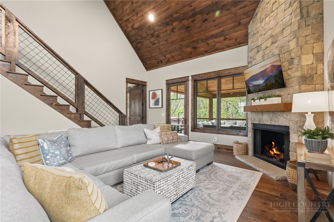 273 High Country Overlook