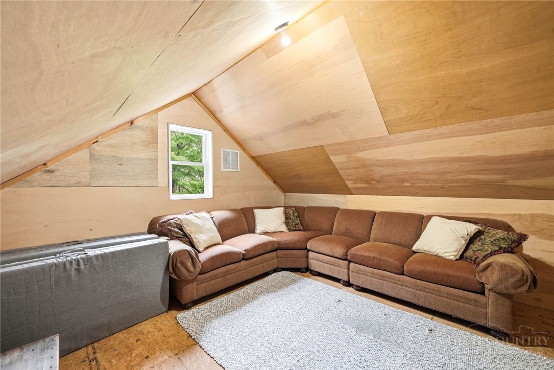355 Cascade Lane