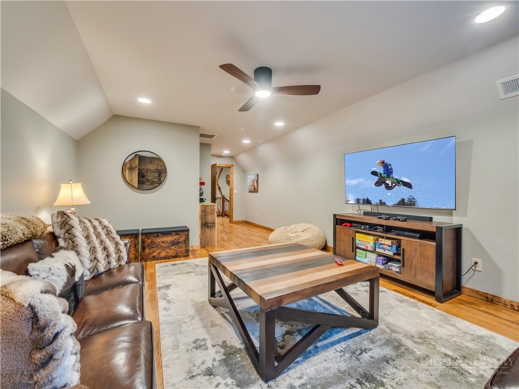 186 Firesong Lane