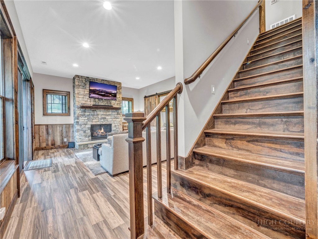 54 White Eagle Trail