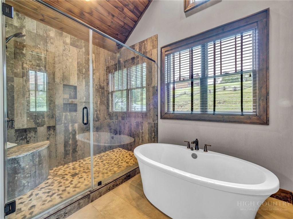 54 White Eagle Trail