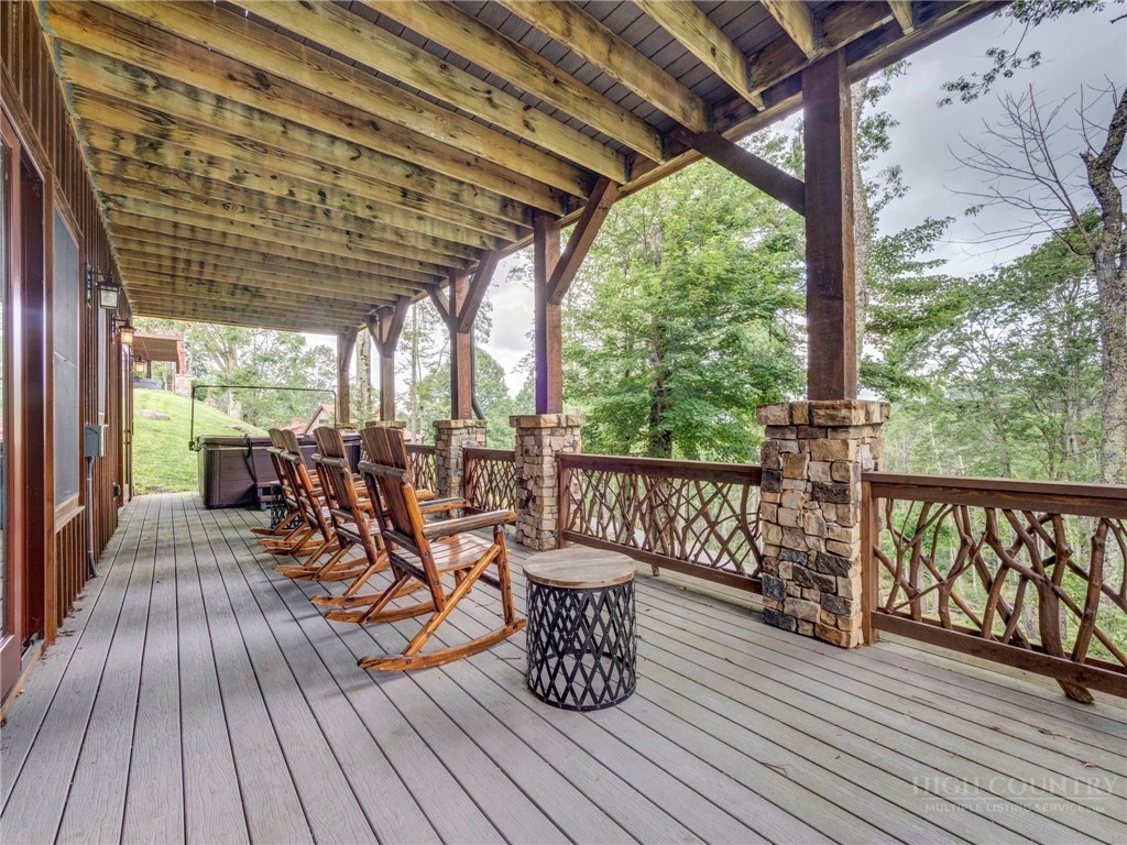 54 White Eagle Trail