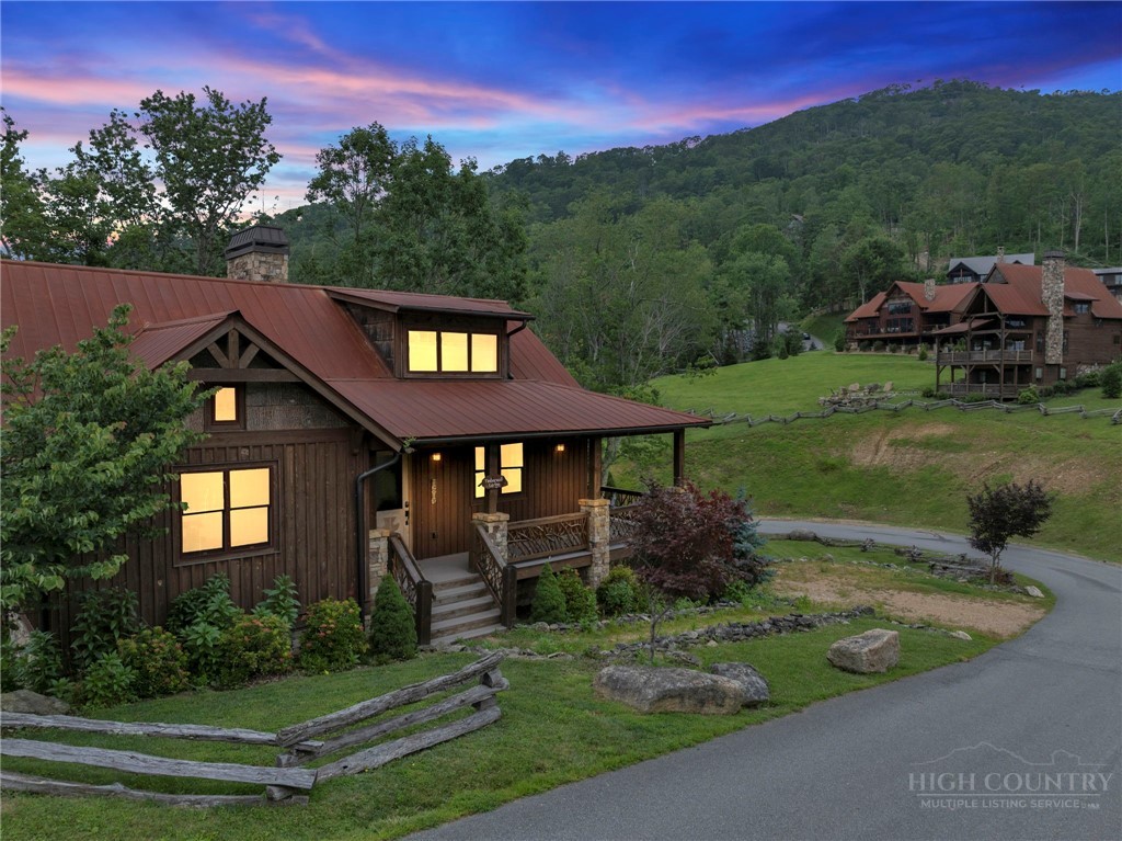 54 White Eagle Trail