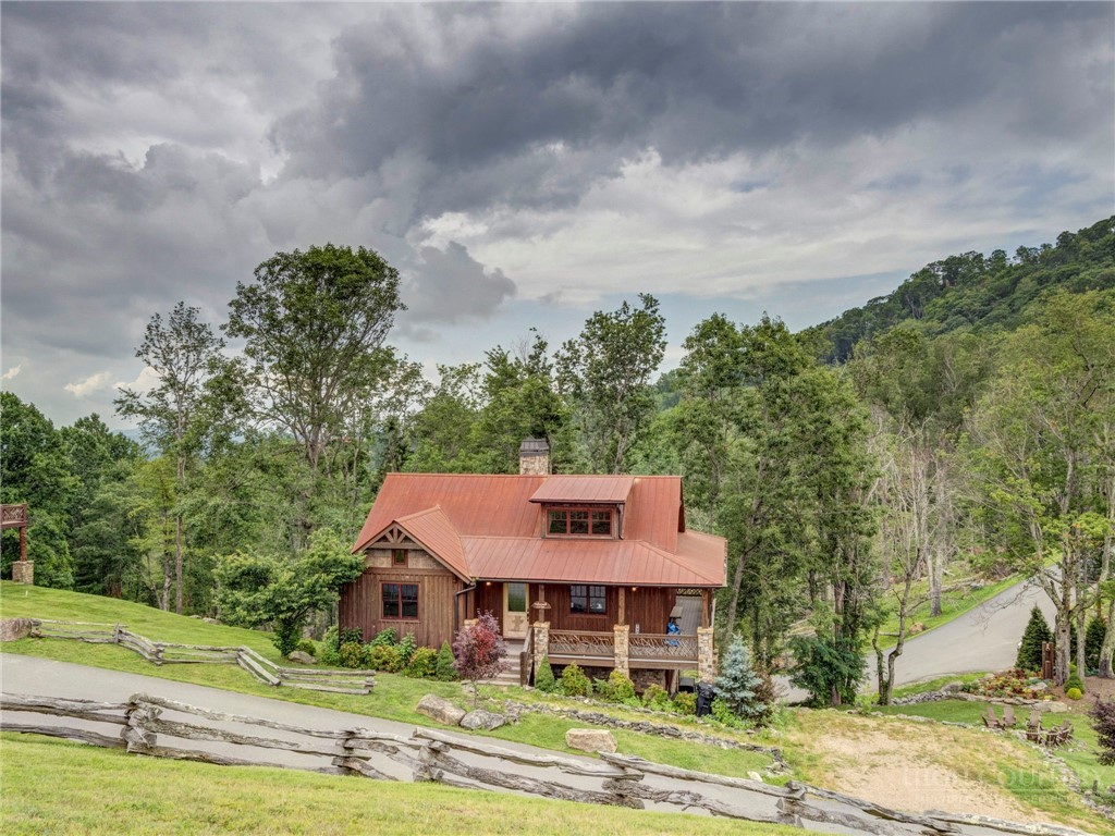 54 White Eagle Trail