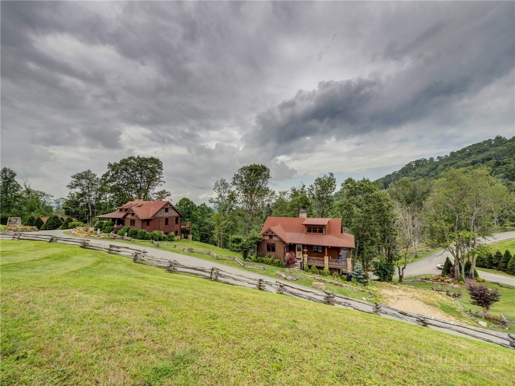 54 White Eagle Trail