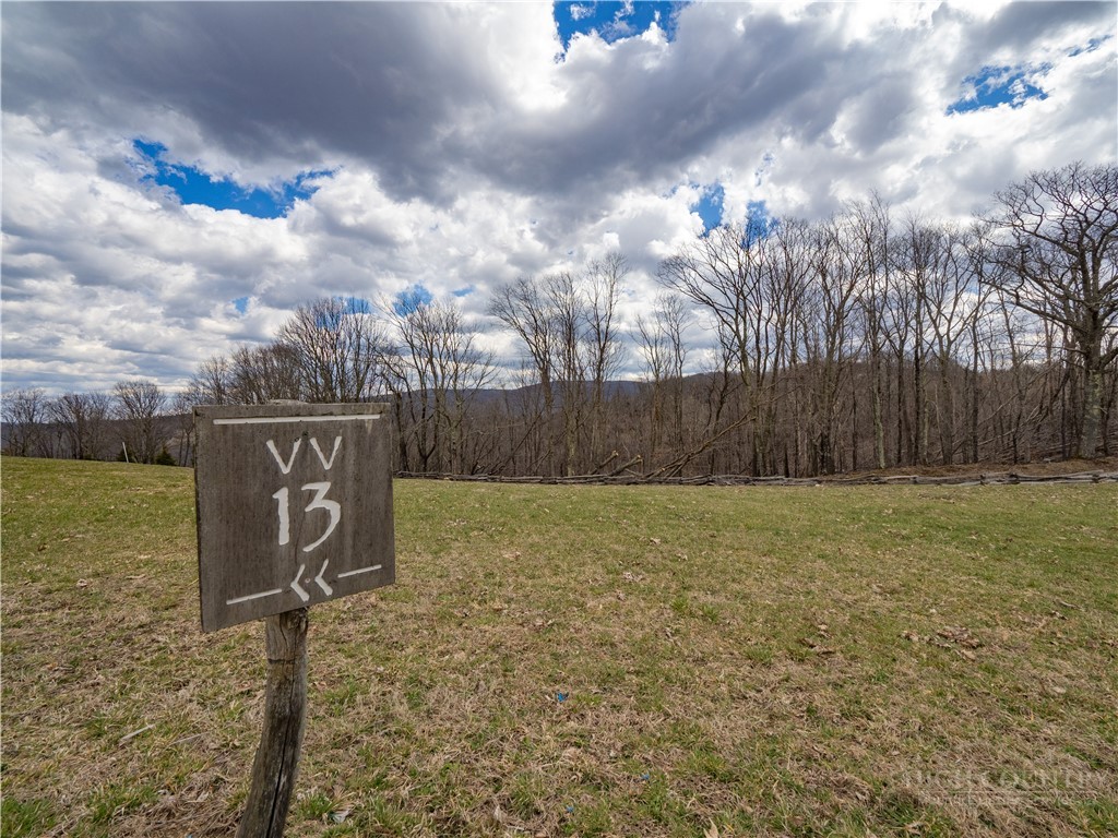 VV13 Vineyard Trail