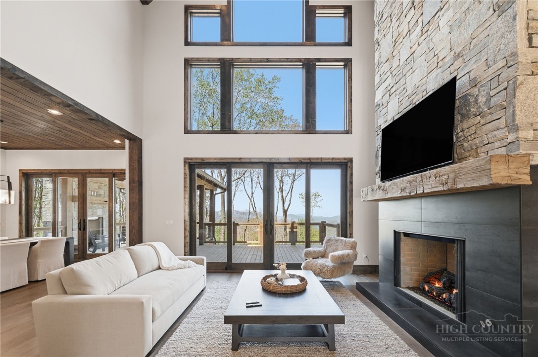 278 Timber Rock Trail