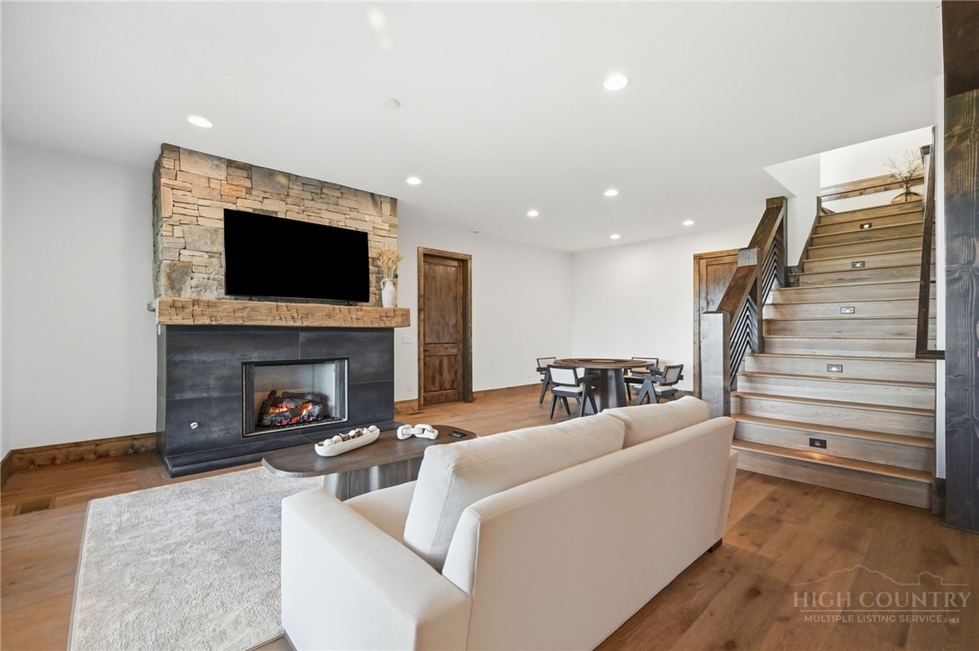 278 Timber Rock Trail