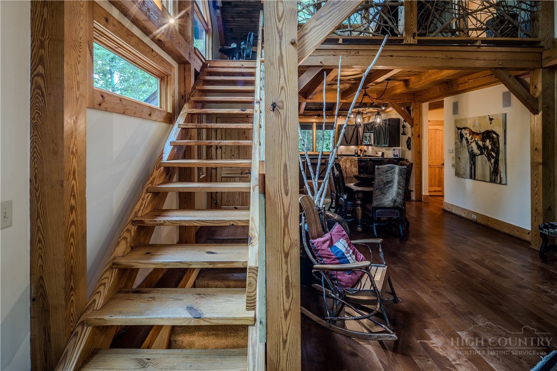 161 Hump View Trail