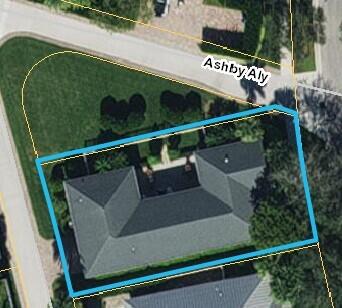 3412 S Caroline Drive