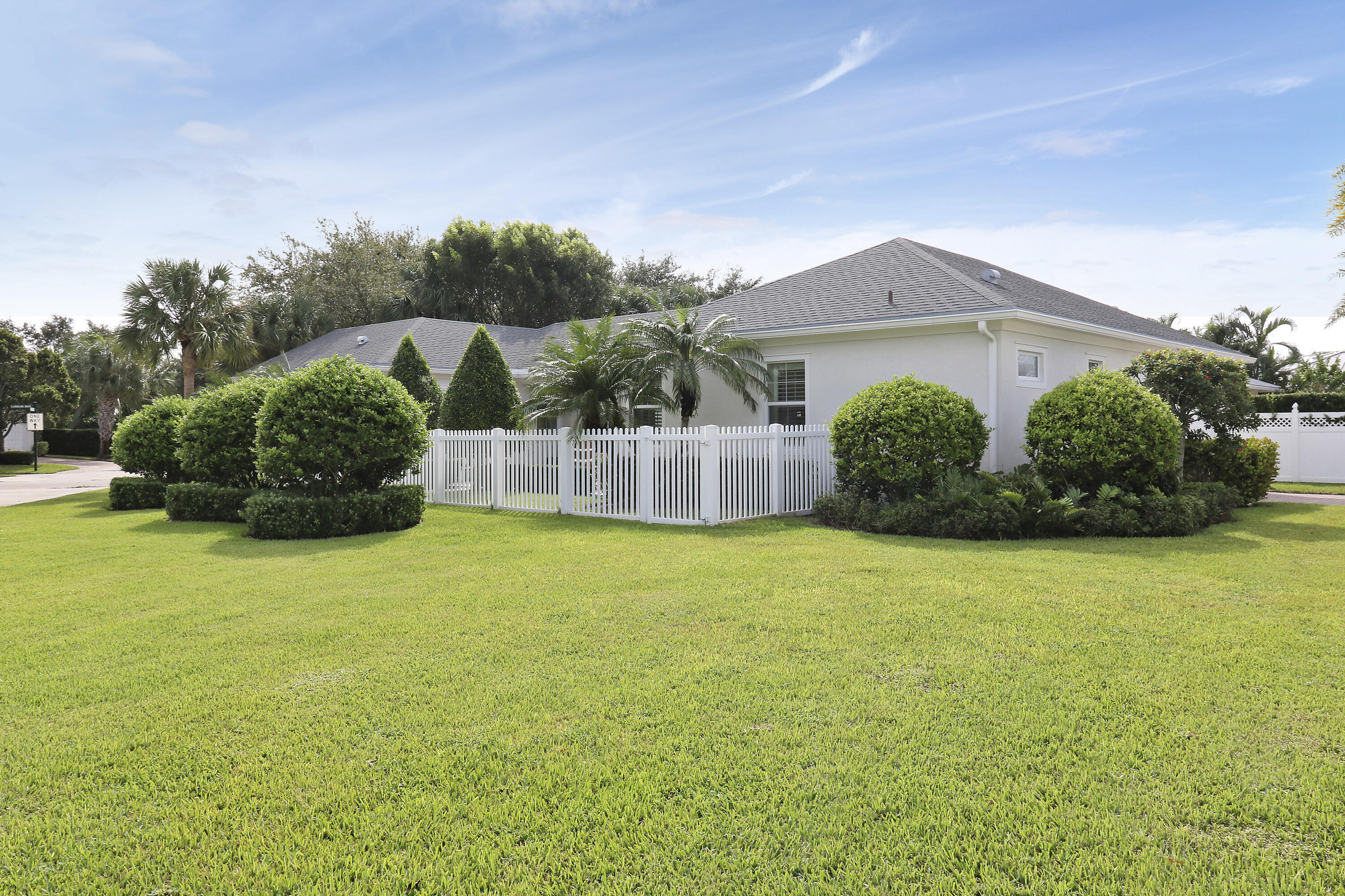 3412 S Caroline Drive