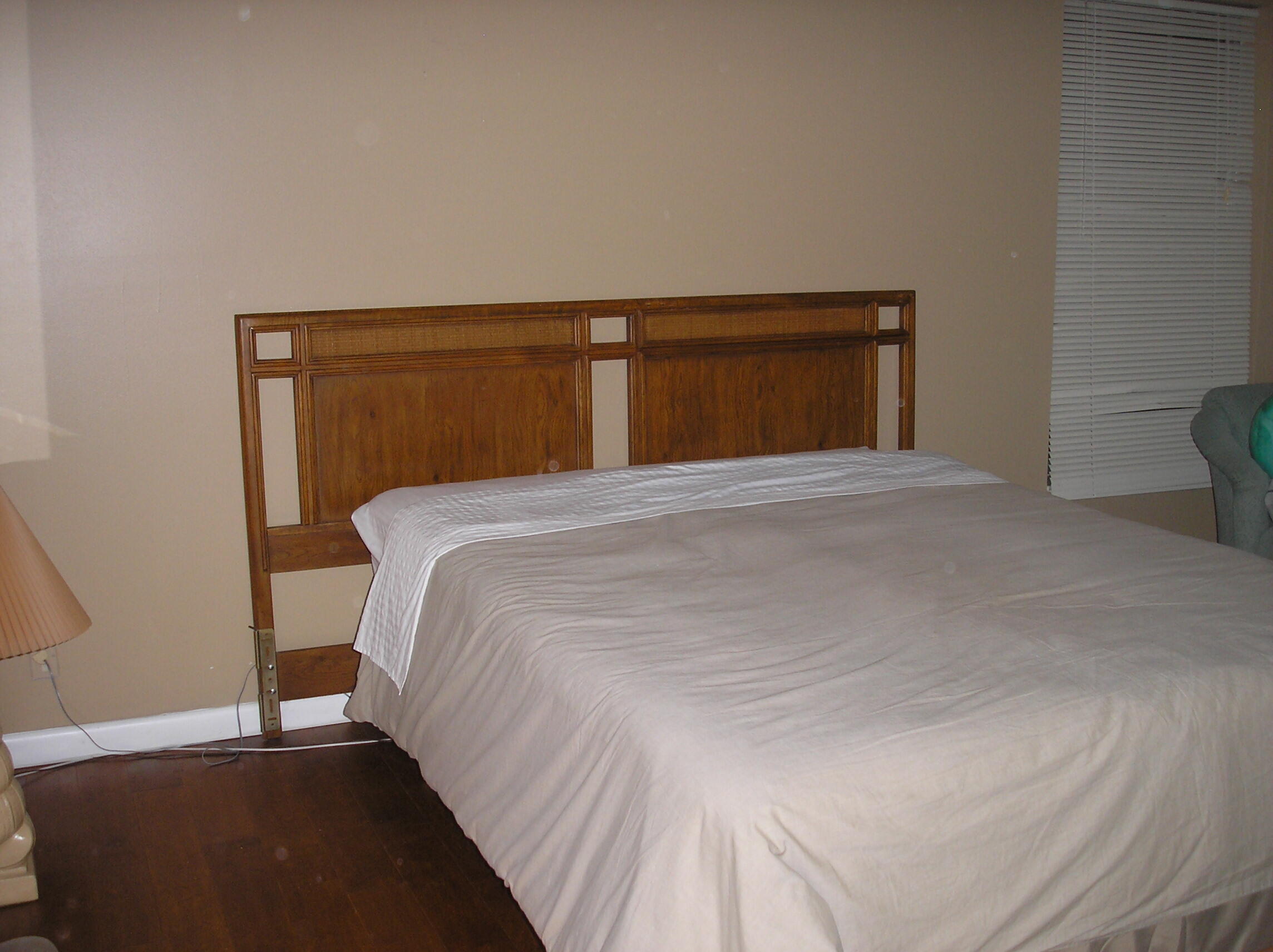506 Holyoke Lane