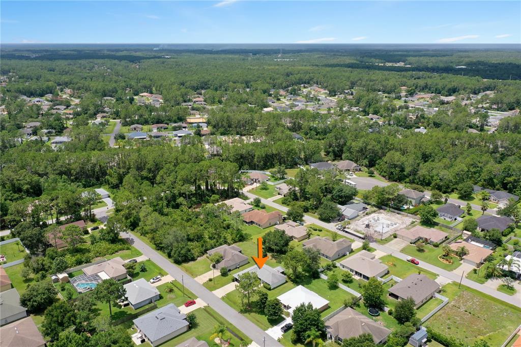 28 ROXBURY LN