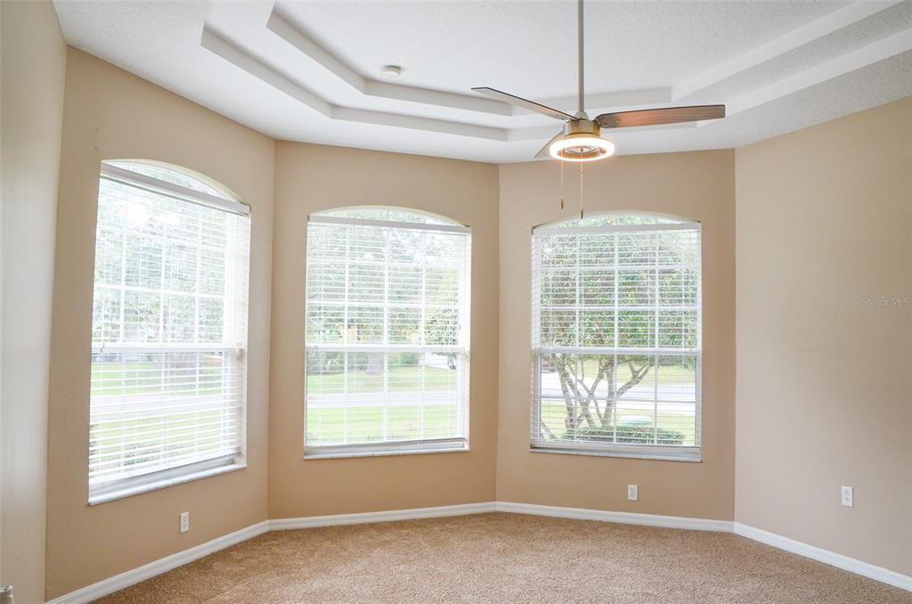 5 RENWORTH PL
