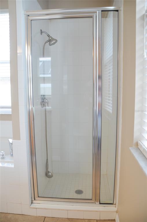 5 RENWORTH PL