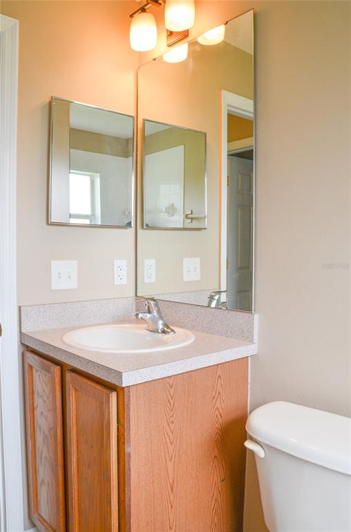5 RENWORTH PL