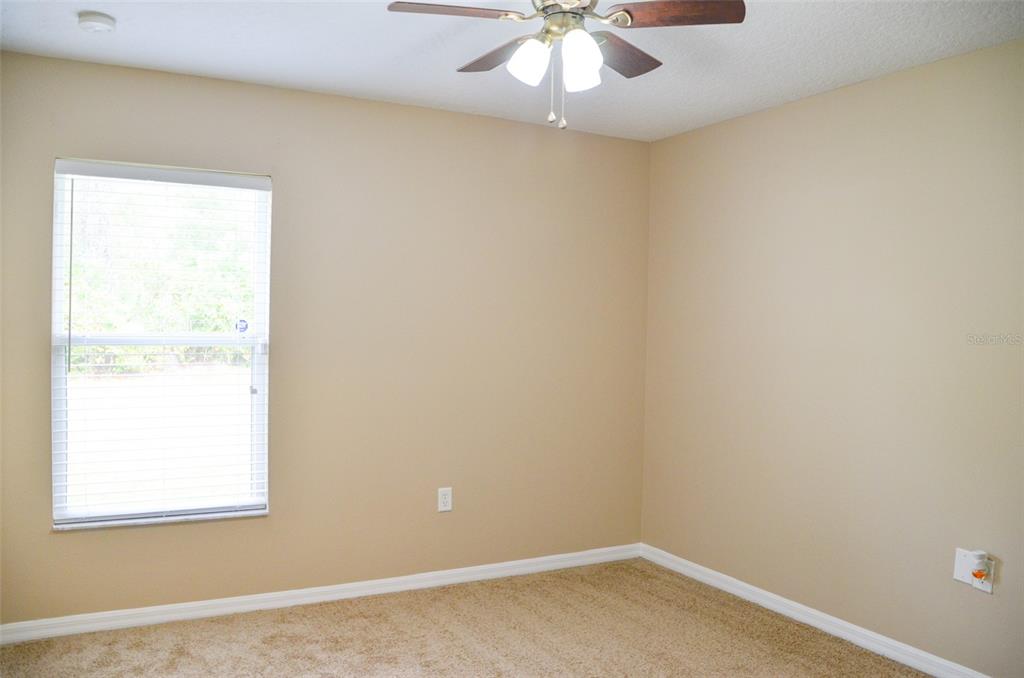 5 RENWORTH PL