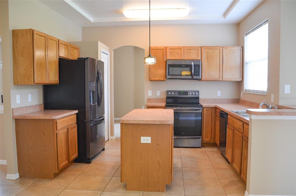 5 RENWORTH PL