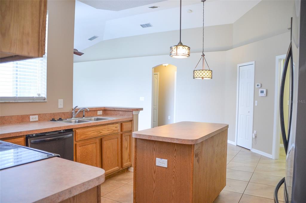 5 RENWORTH PL