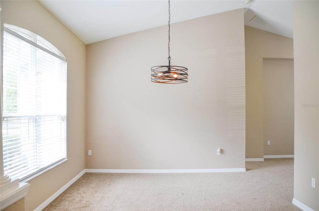 5 RENWORTH PL