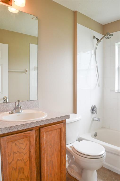 5 RENWORTH PL