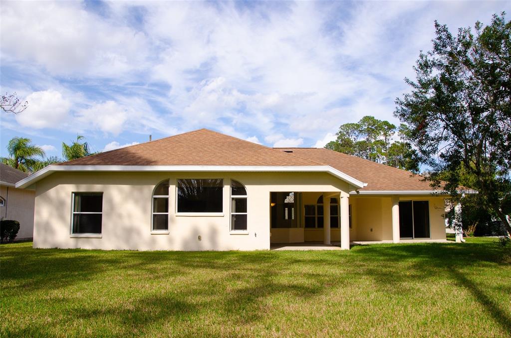 8 EASTLAND LANE