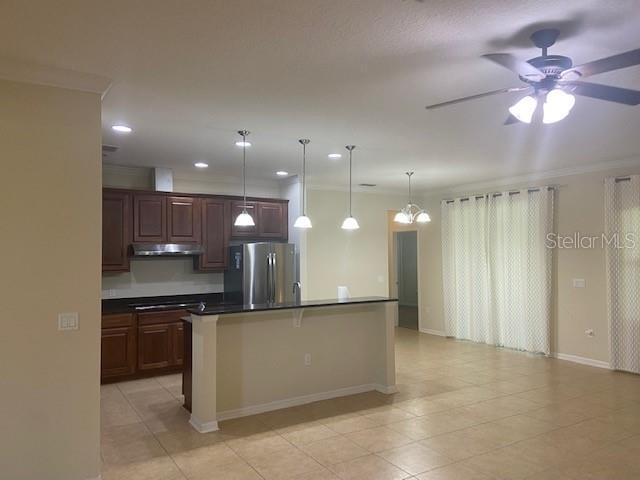 8 BEECHWOOD LN