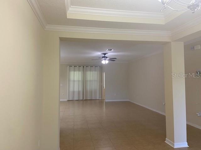 8 BEECHWOOD LN