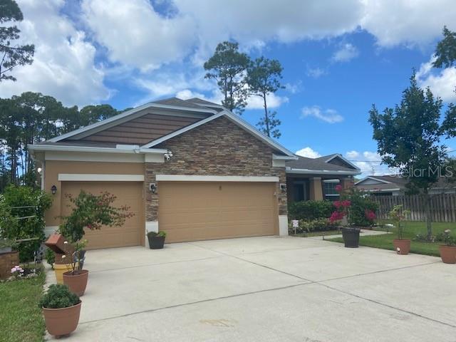 8 BEECHWOOD LN