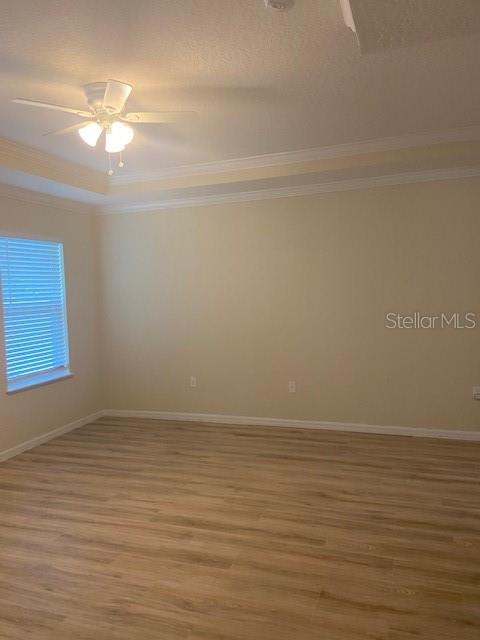 8 BEECHWOOD LN