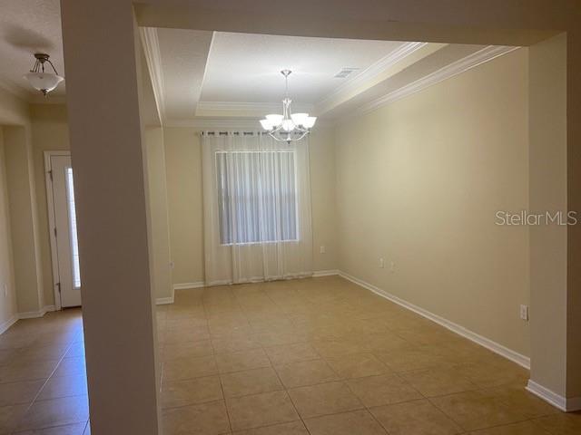 8 BEECHWOOD LN