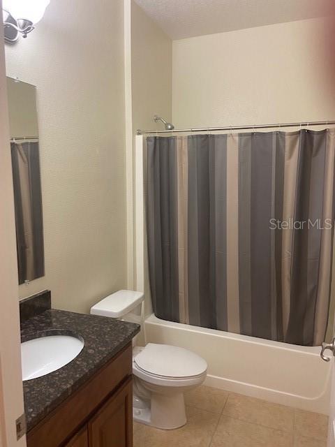 8 BEECHWOOD LN