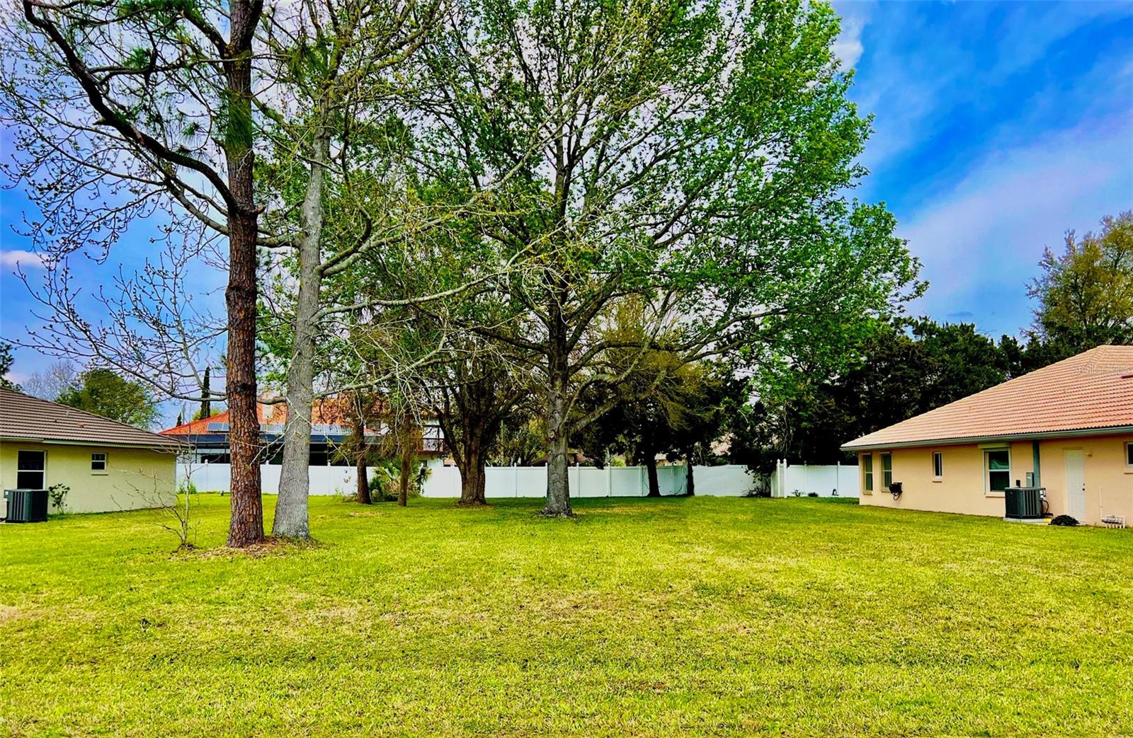 16 WESTRIDGE LN
