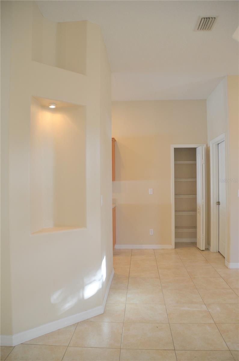31 EVANS DR