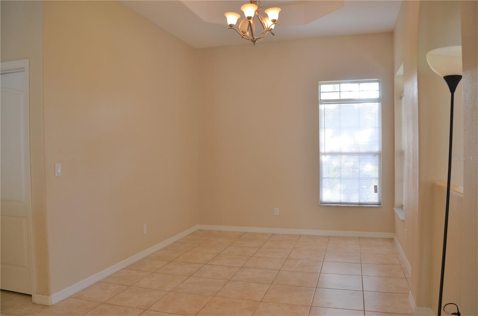 31 EVANS DR