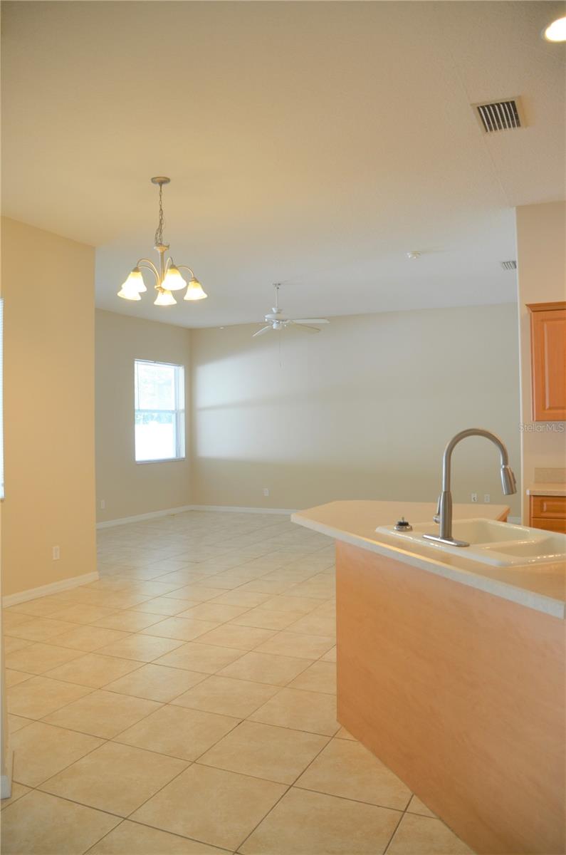 31 EVANS DR