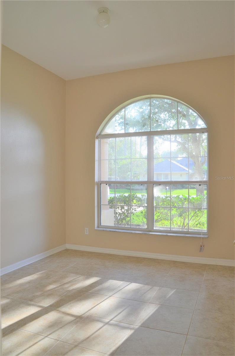 31 EVANS DR