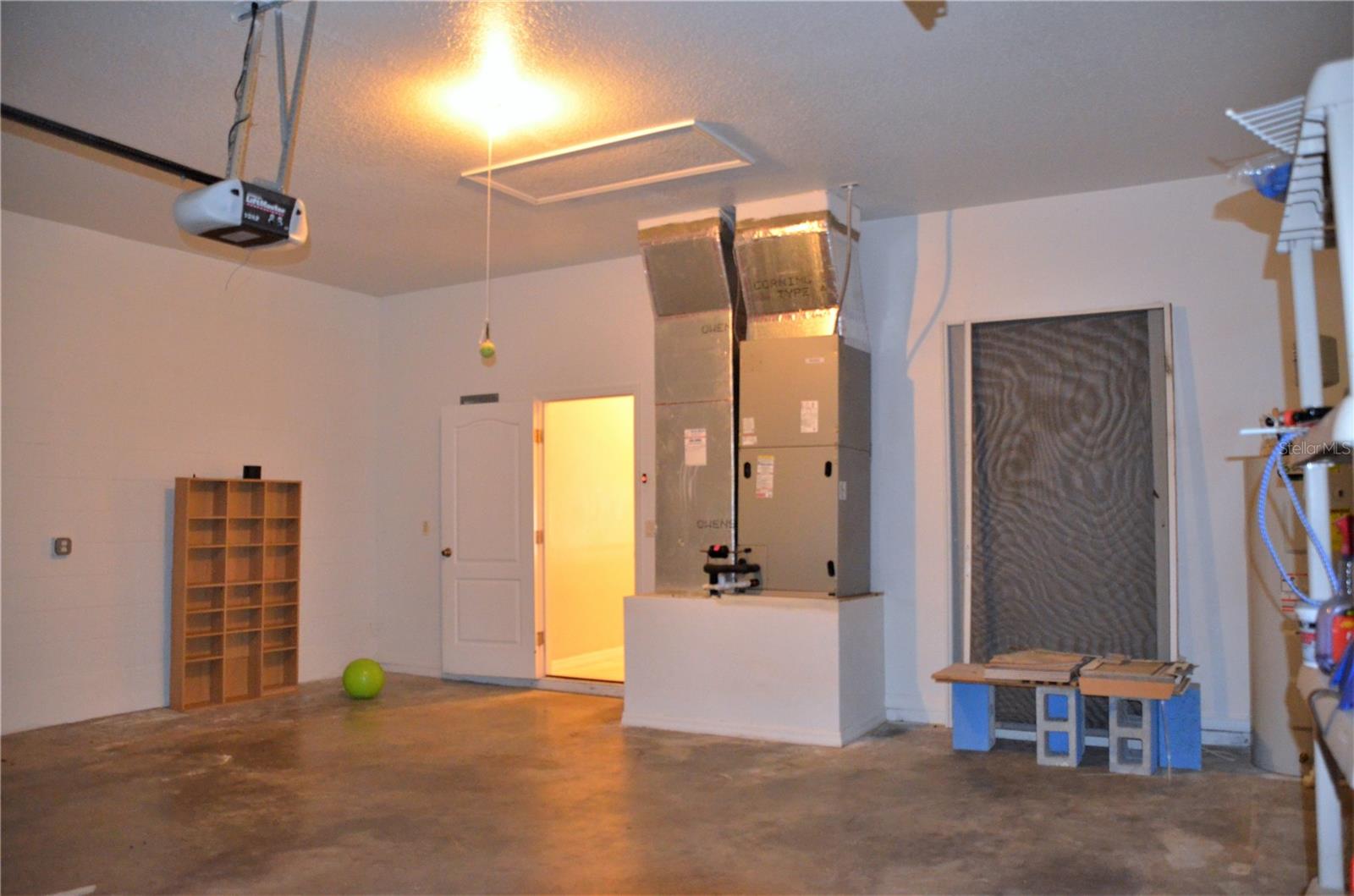 31 EVANS DR