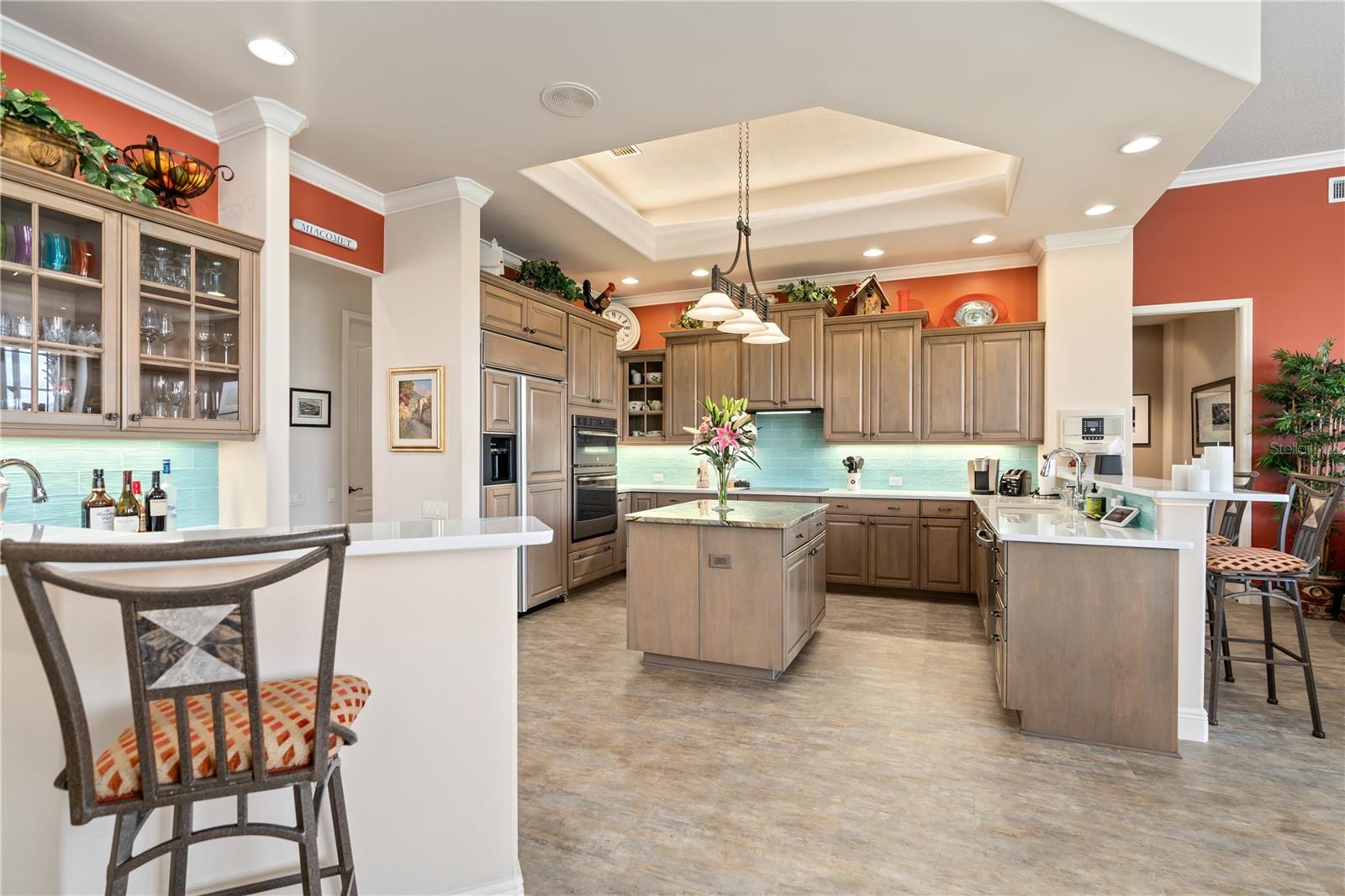 6 SAN GABRIEL LN