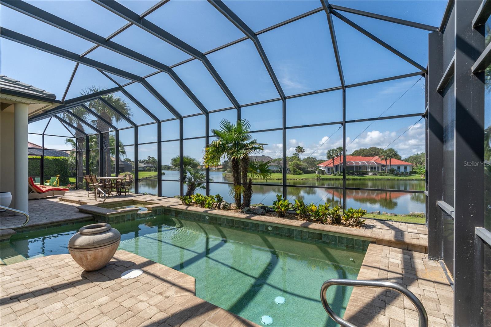 6 SAN GABRIEL LN