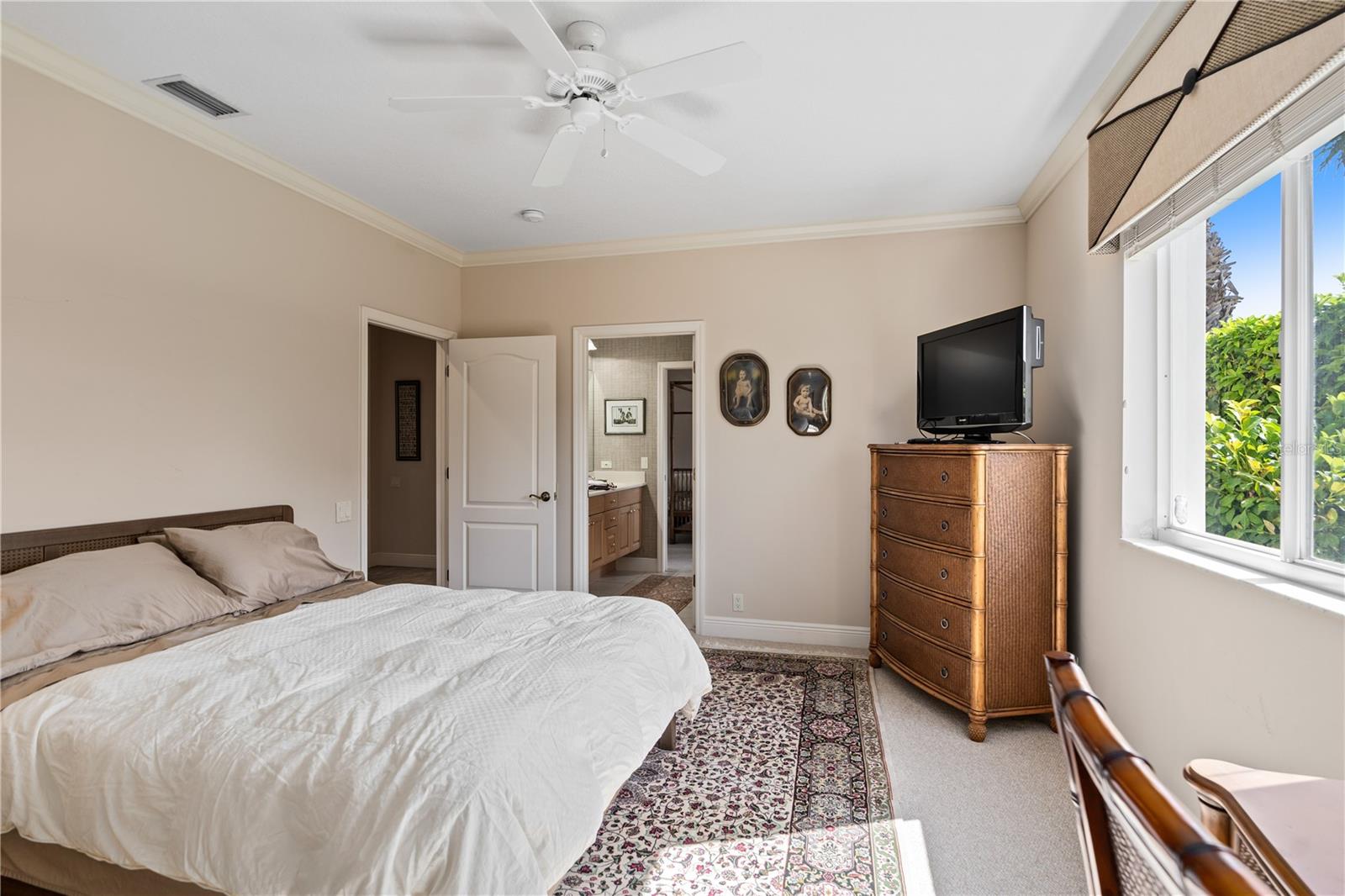 6 SAN GABRIEL LN